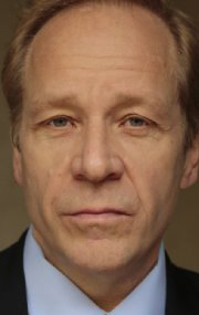 Актер Эндрю Би