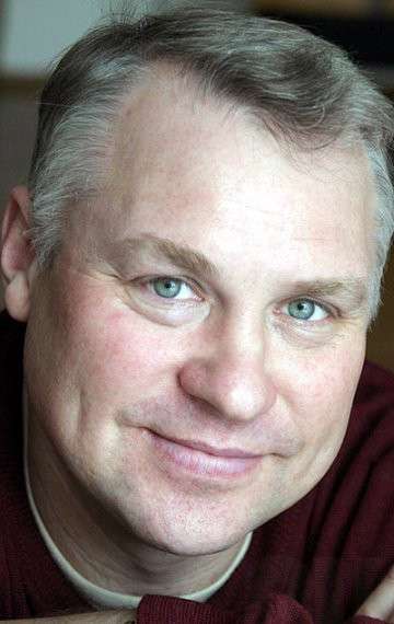 Актер Александр Воробьев