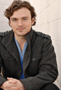 Актер Джон Майкл Моррис