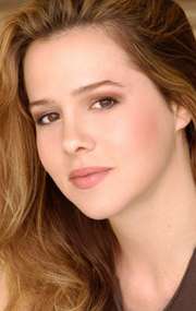 Актер Марайа Делфино