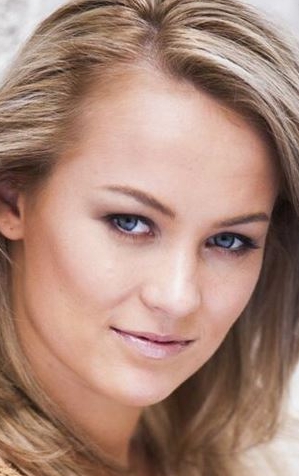 Актер Софи Роуз Холлоуэй