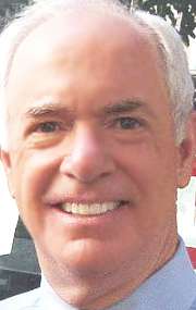 Актер Кевин Куни