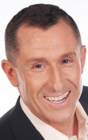 Актер Джо Фишел