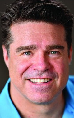 Актер Грегори Ли Кейсон