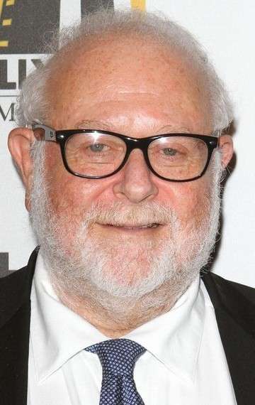 Актер Джонатан Линн