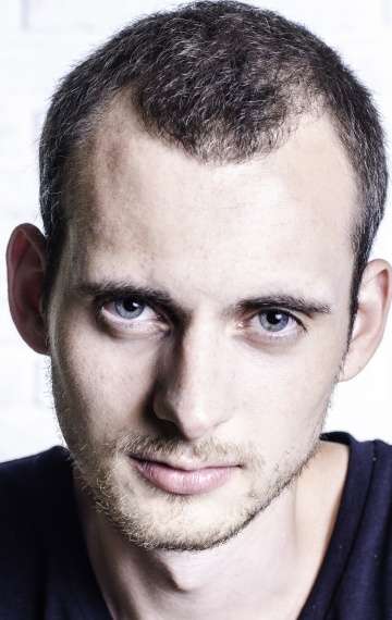 Актер Максим Стецков