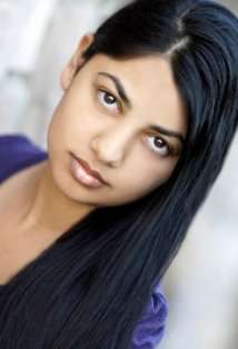 Актер Анушка Рани