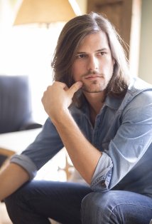 Актер Дэниэл МакГроу