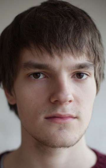 Актер Никита Волков