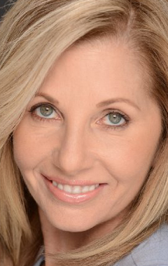 Актер Дарла Пелтон-Перес