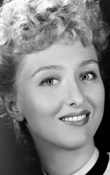 Актер Селест Холм