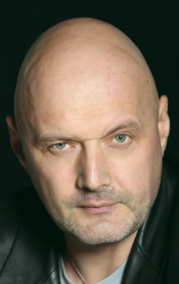 Актер Дмитрий Артаев