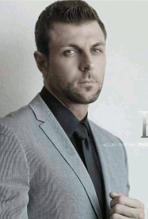 Актер Майкл Кэри