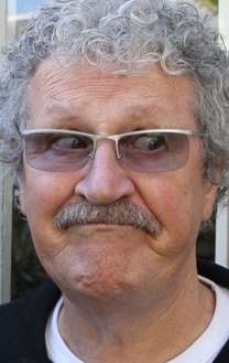 Актер Грэхам Бонд