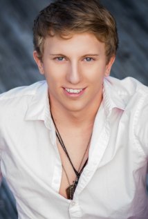 Актер Энтони Дж. Джеймс