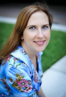 Актер Ребекка Чалив