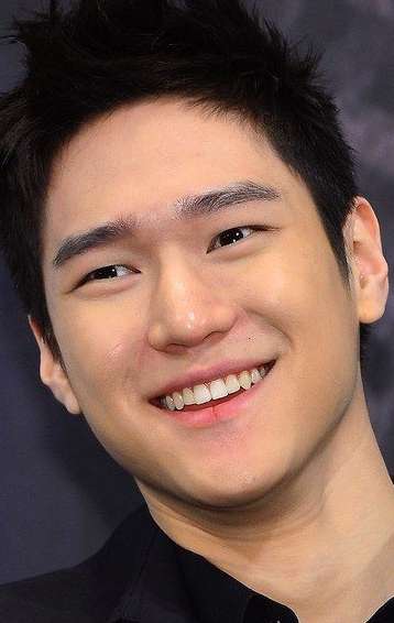 Актер Ко Гён Пё