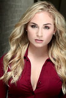 Актер Лиза Уилк