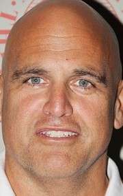 Актер Джон Шэриан