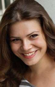 Актер Полина Кузьминская