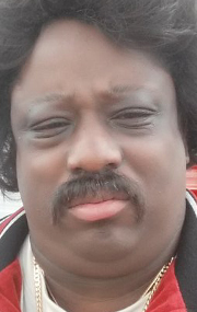 Актер Скотт Мартин