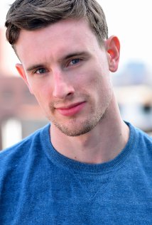 Актер Стивен Макари