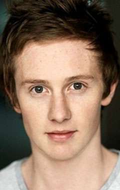 Фото Ли Корми