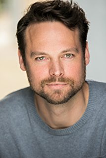 Актер Джо Корригалл