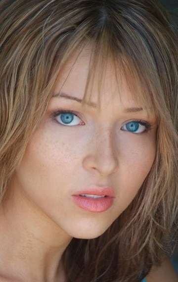 Актер Эшли Пелдон