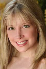 Актер Кортни Пелдон