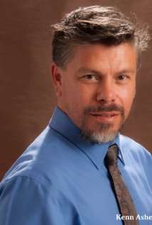 Актер Кенн Аше