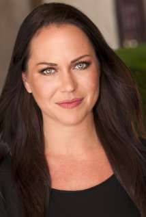 Актер Кэролайн Клементс