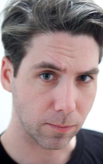 Актер Лео Фицпатрик