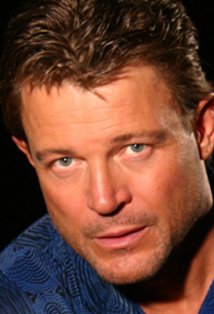 Актер Бретт Стаймли