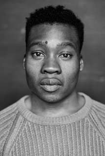 Фото Фисайо Акинаде