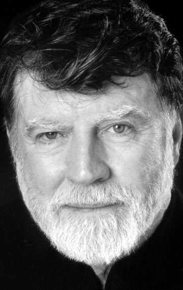 Актер Алан Бейтс