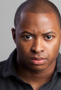 Актер Флойд Энтони Джонс мл.