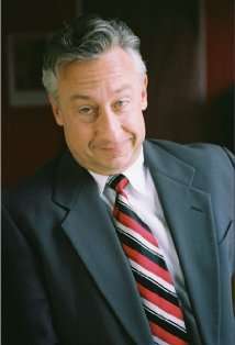 Актер Уэсли Манн