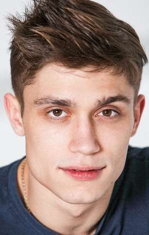 Актер Александр Шам