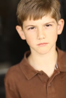 Актер Kelton DuMont