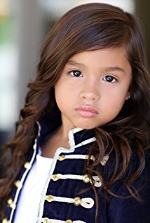 Актер Julianna Gamiz