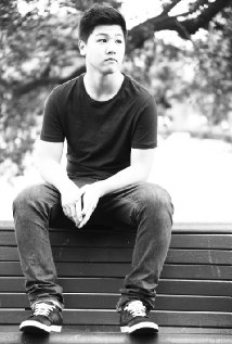 Актер Акира Фудзий