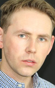 Актер Томаш Дабровски