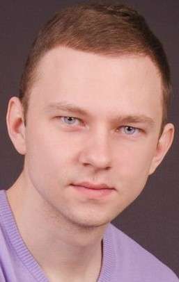 Актер Александр Сидельников