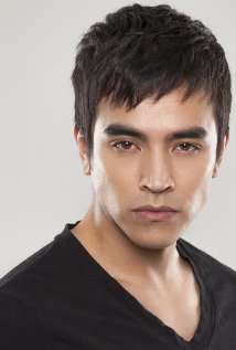 Актер Peter Holman