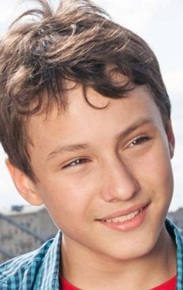 Актер Павел Слепухов