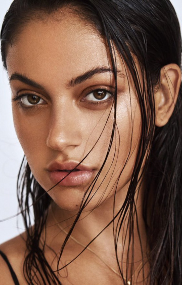 Актер Инанна Саркис