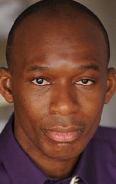 Актер Дэвид Олавале Эйинд