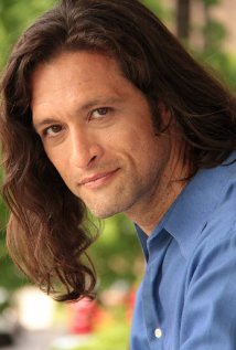 Актер Валид Н. Хаким