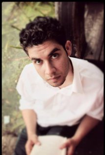 Актер Марк Гузман